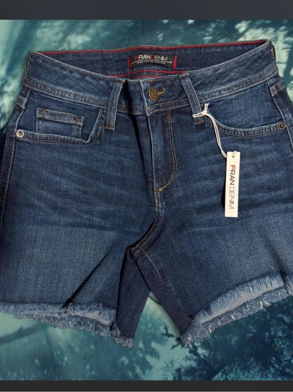 NWT Fran Denim "Melissa" Athletic Fit Shorts Size 26